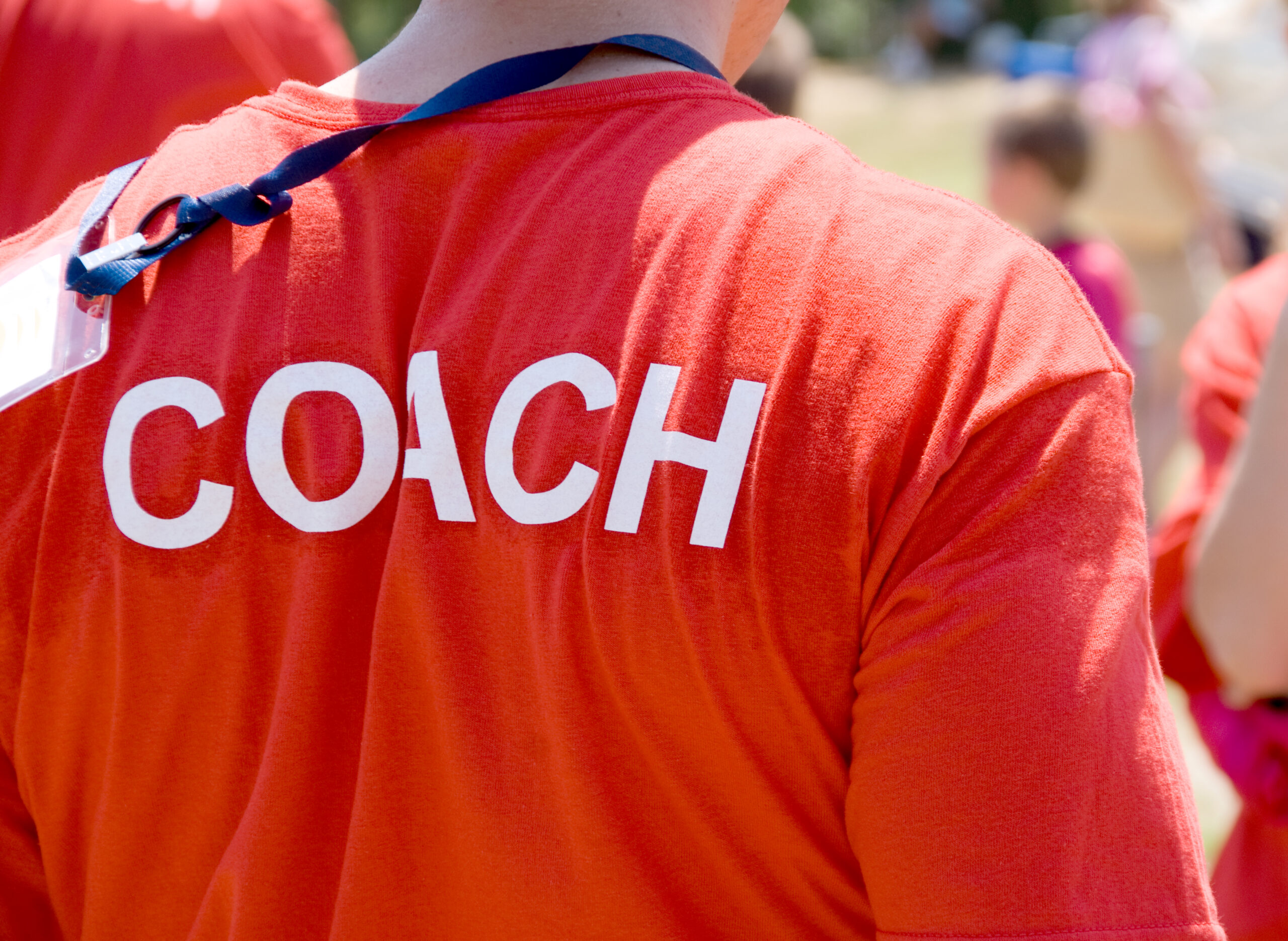 T-Shirts für Trainer & Coaches designen: So bereitest Du Freude!