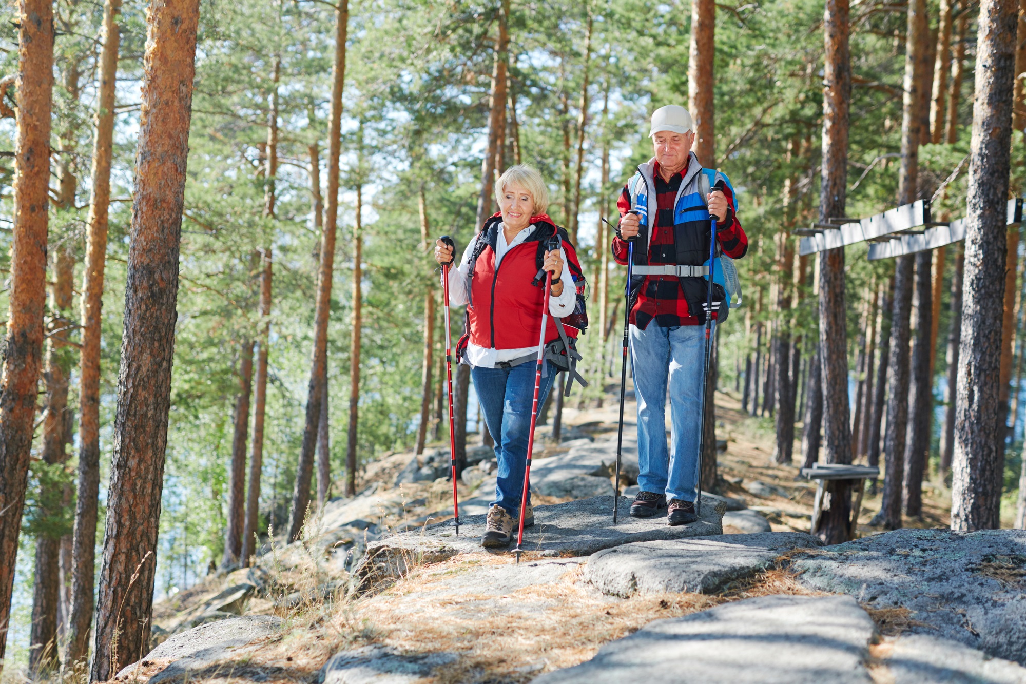 Wandern für Senioren - die richtigen Reiseziele und 7 hilfreiche Wander-Tipps
