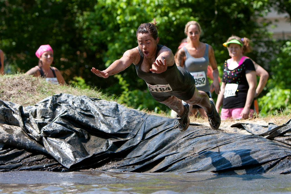 muddy-angel-run-kleidung-outfit-hindernislauf-shirts-schuhe