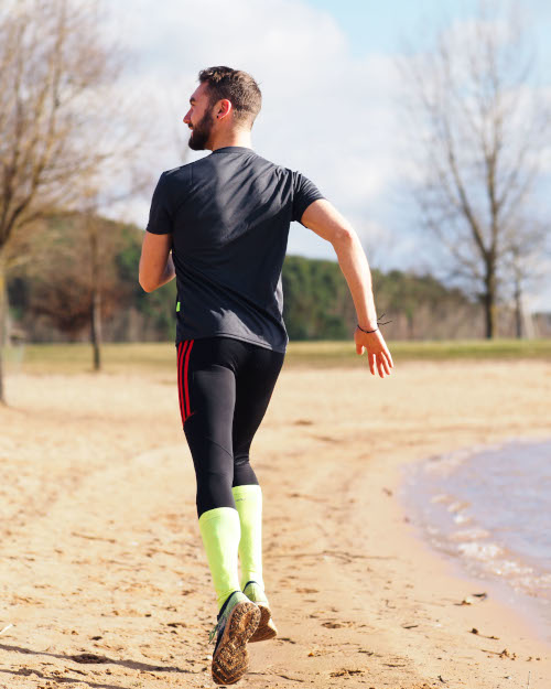 Cona Sports nachhaltig recycelt Laufshirt bedrucken 